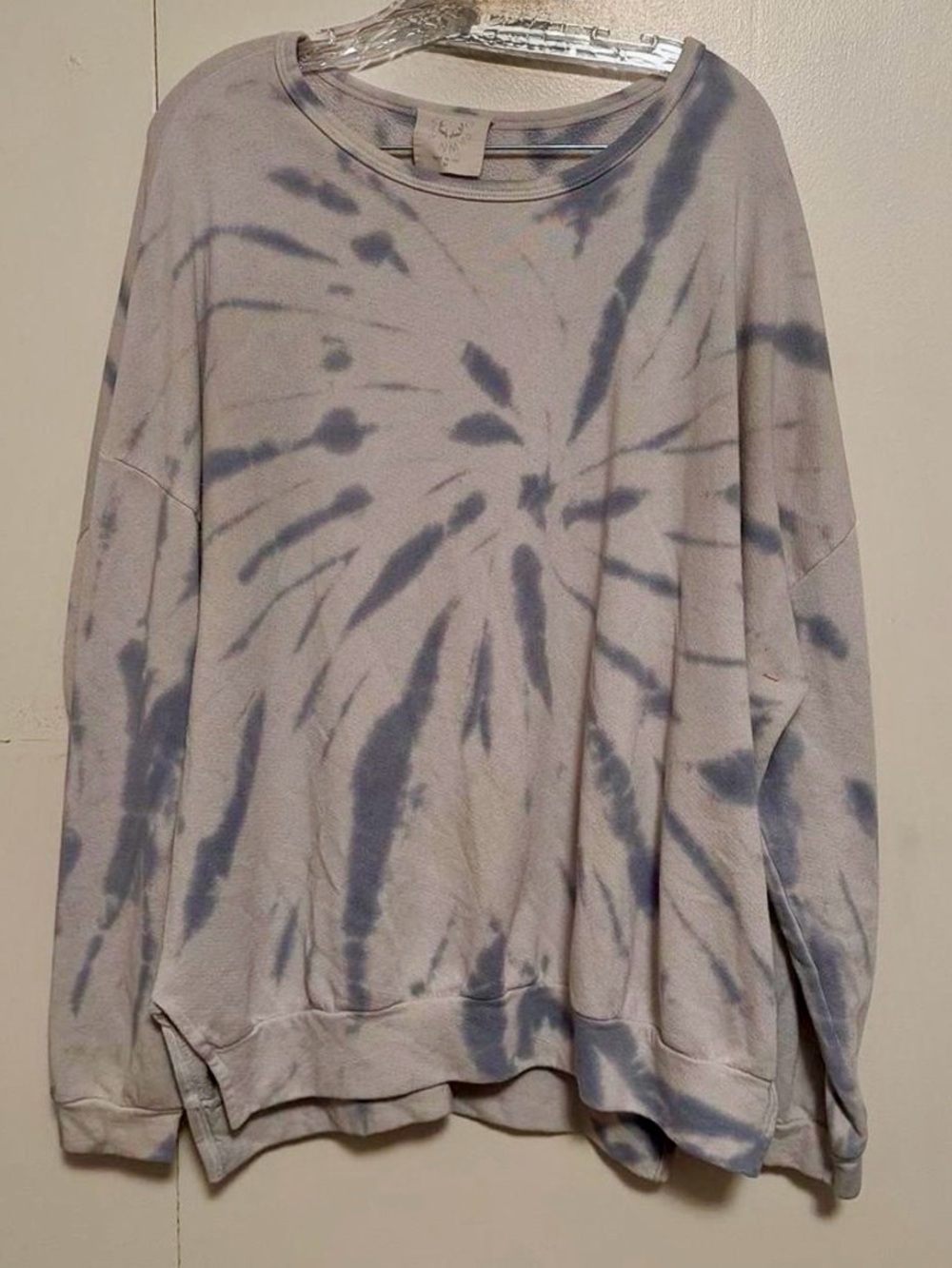 Fantastic Fawn Tie-Dye Crewneck Sweatshirt - Light Blue & White